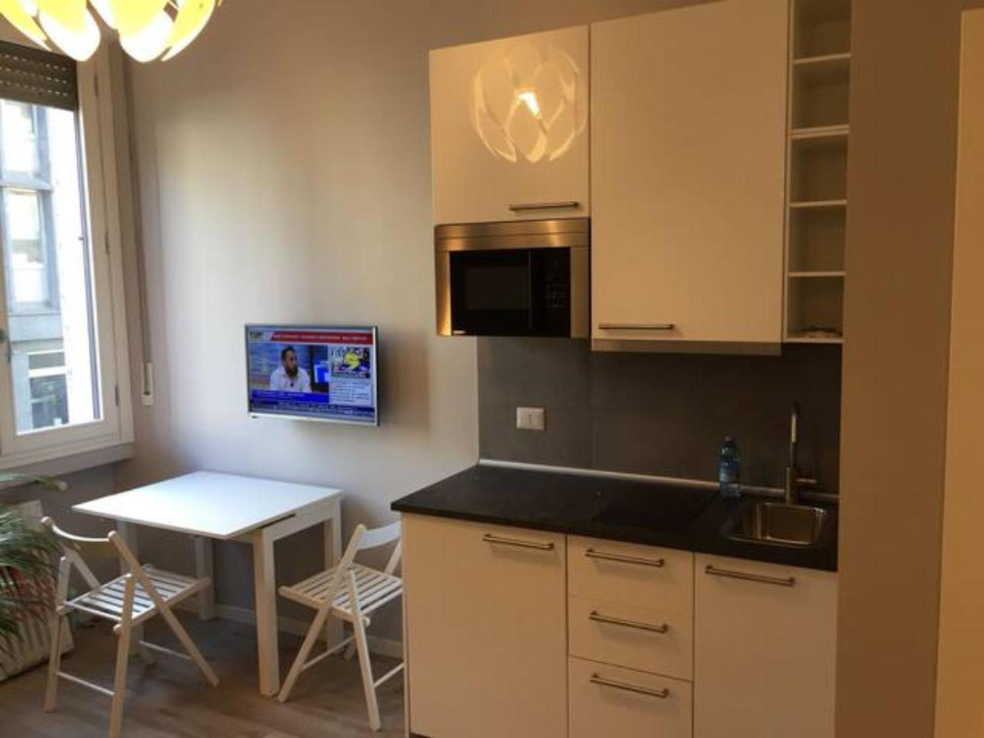 Suite MM3/Repubblica a 5 minuti dal Duomo  Milano Esterno foto